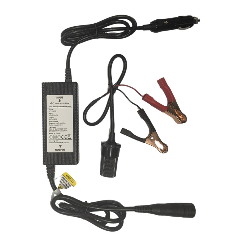 ePropulsion Spirit Battery Ultra 12 V-os DC/DC töltő – 70 W – 10–30 V bemenet / 70 W